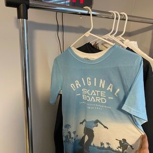 H&M All over Skateboard Tee